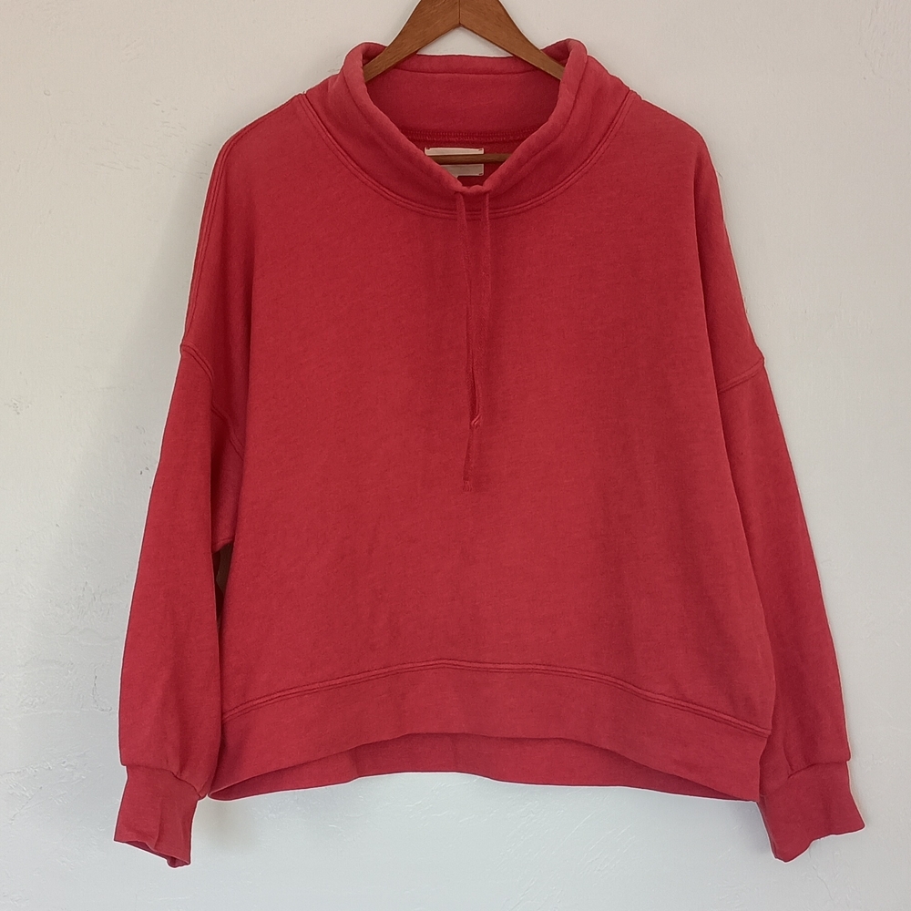 XiRENA Chase Funnel Sweatshirt